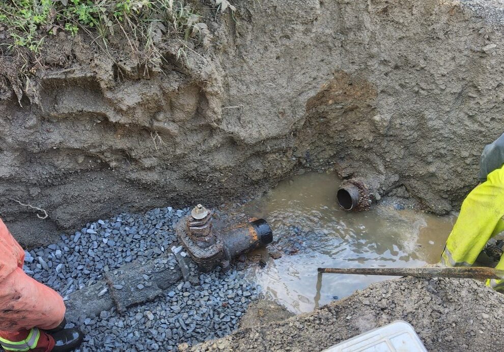 Corroded,Ductile,Iron,Watermain,Section,Cut,And,Exposed,For,Pipe